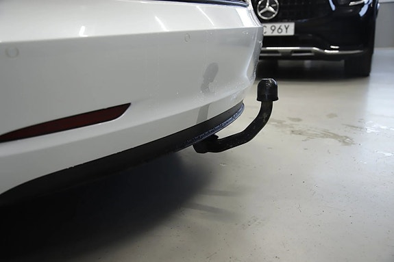 Tesla Model 3 11 of 12