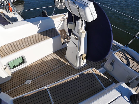 Jeanneau Sun Odyssey 36 I 7 of 24