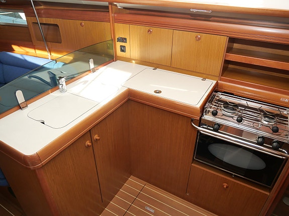 Jeanneau Sun Odyssey 36 I 17 of 24