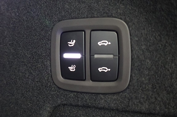 Porsche Cayenne 17 of 17