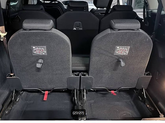 Citroen Grand C4 Picasso 21 of 27