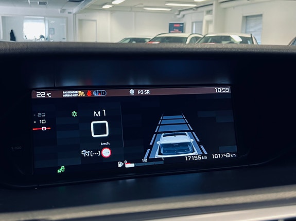 Citroen Grand C4 Picasso 17 of 27