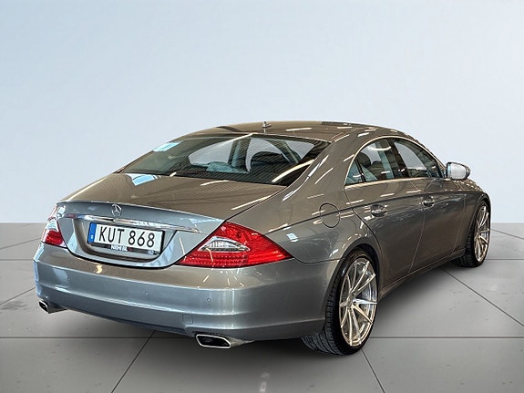Mercedes-Benz CLS300 6 of 27