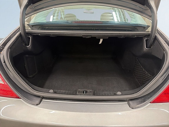 Mercedes-Benz CLS300 12 of 27