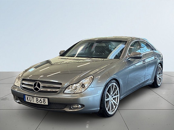 Mercedes-Benz CLS300 16 of 27