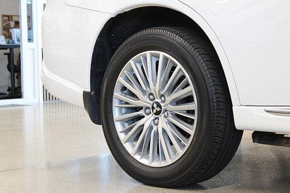 Mitsubishi Outlander 11 of 30