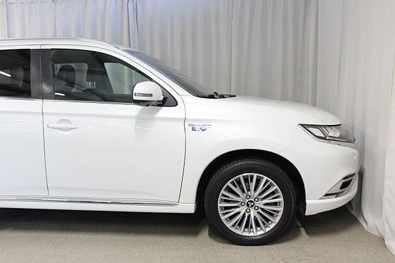 Mitsubishi Outlander 4 of 30
