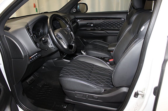 Mitsubishi Outlander 21 of 30