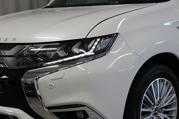 Mitsubishi Outlander 15 of 30