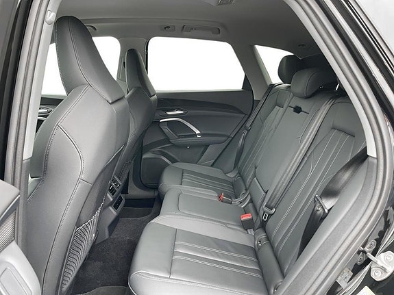 Audi Q5 14 of 15