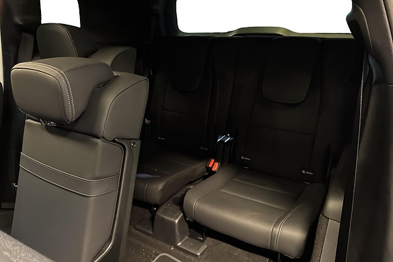 Mercedes-Benz GLB250+ 15 of 23