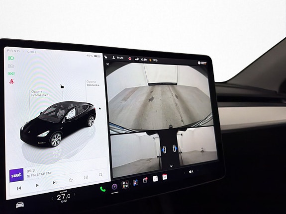 Tesla Model Y 18 of 30