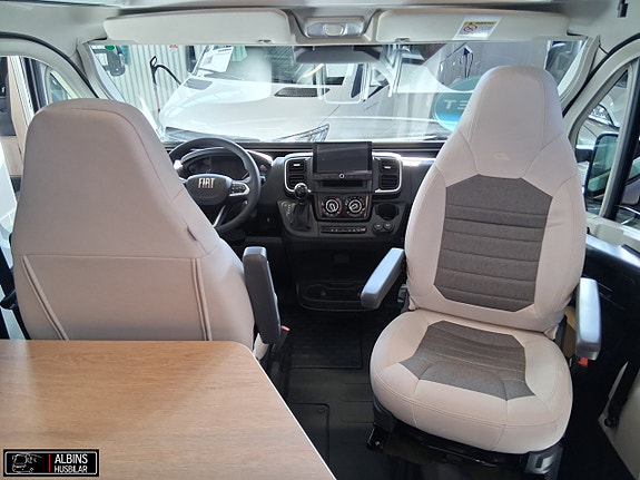 Adria Twin Select 600 SPB / Automat 3 of 21