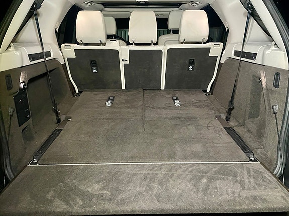 Land Rover Discovery 24 of 24