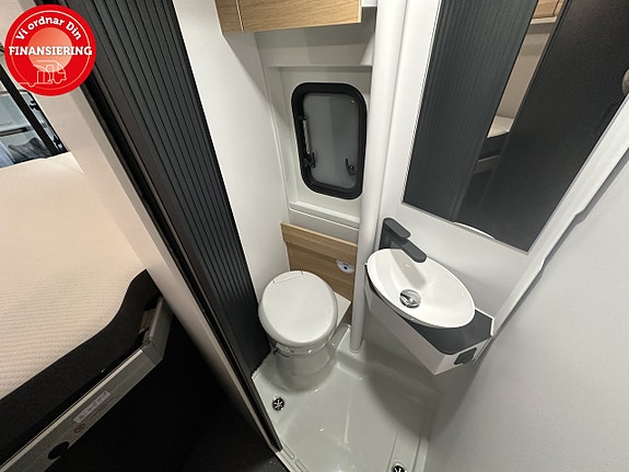 Adria TWIN SELECT 640 SGX 10 of 15