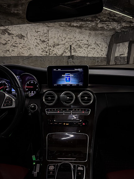 Mercedes-Benz C250 9 of 11