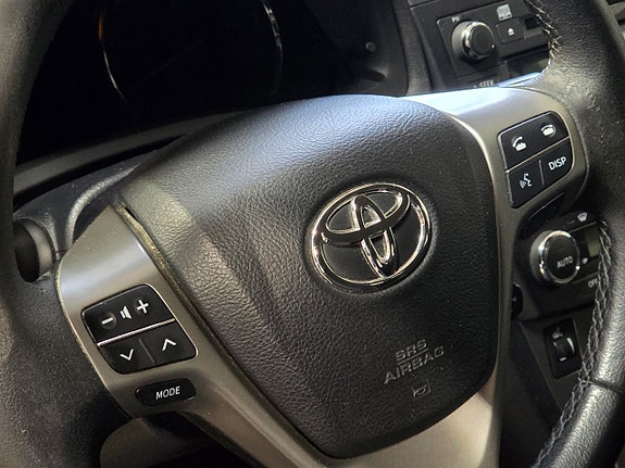 Toyota Avensis 20 of 29