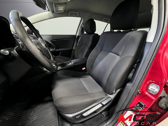 Toyota Avensis 14 of 29