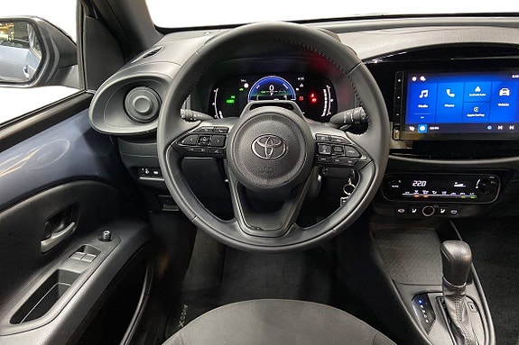 Toyota Aygo X 11 of 21