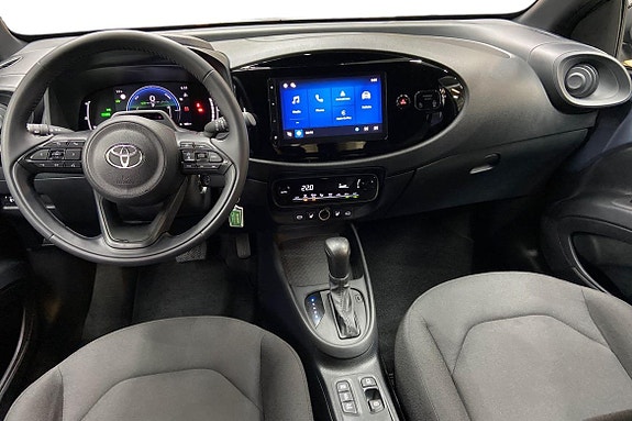 Toyota Aygo X 10 of 21