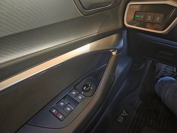 Audi A6 15 of 17