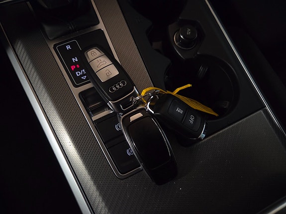 Audi A6 10 of 17