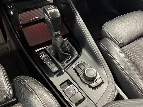 BMW X1 20 of 25