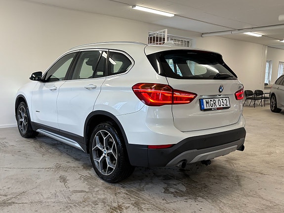 BMW X1 8 of 25