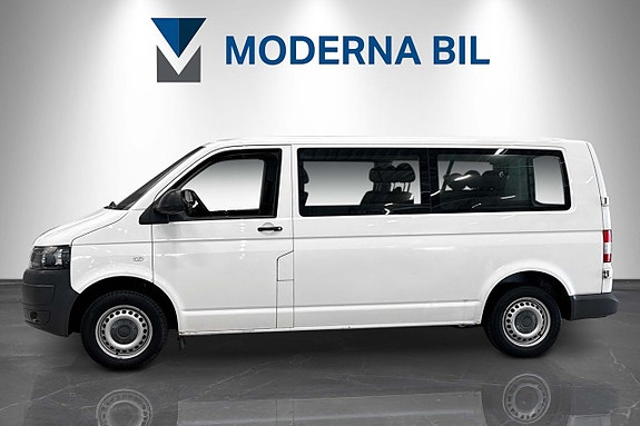 Volkswagen Caravelle 2 of 18