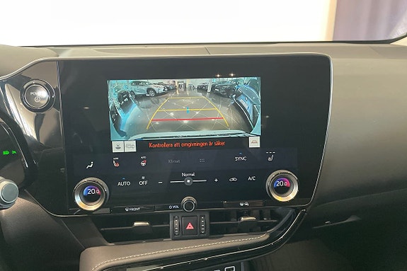 Lexus NX450h+ 13 of 25