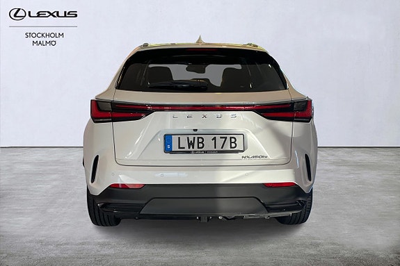 Lexus NX450h+ 4 of 25
