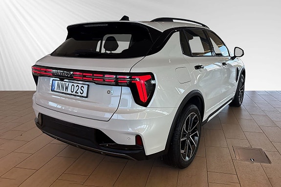 Lynk & Co 01 4 of 20