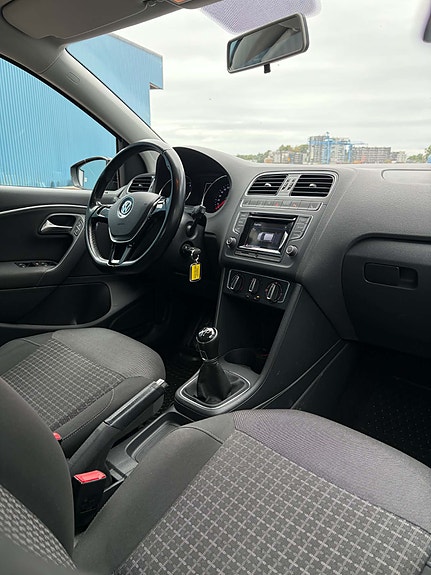 Volkswagen Polo 8 of 8