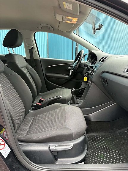 Volkswagen Polo 6 of 8