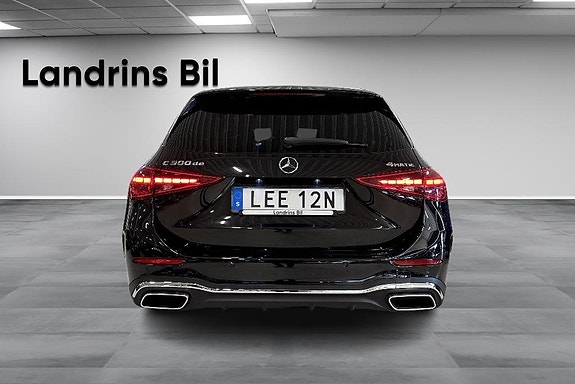 Mercedes-Benz C300 de 5 of 19