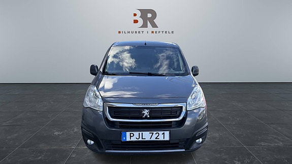Peugeot Partner 3 of 12