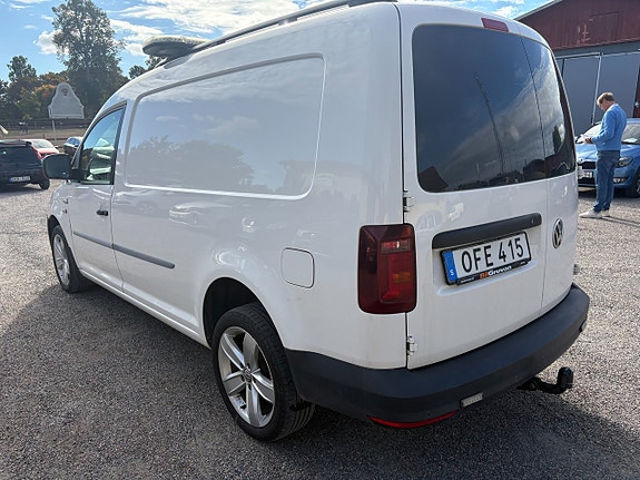 Volkswagen Caddy Maxi 4 of 11
