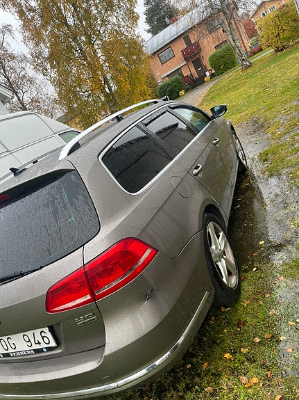 Volkswagen Passat 4 of 8