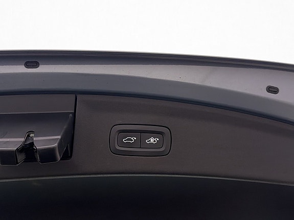 Polestar 2 28 of 30