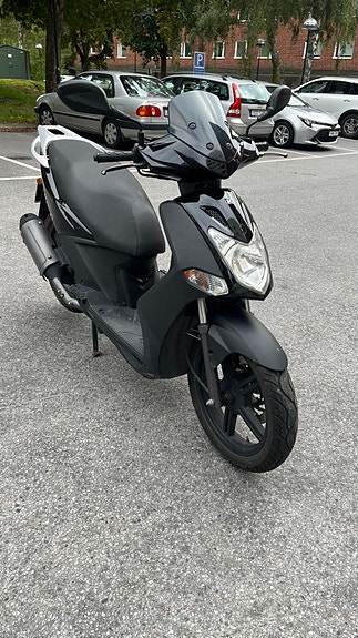 Kymco Agility City 16 3 of 5
