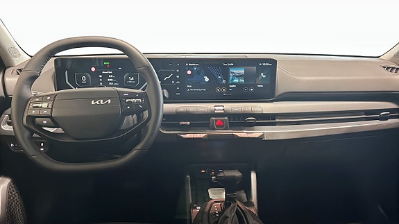 Kia K4 4 of 9