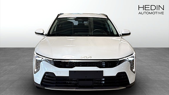 Kia K4 8 of 9