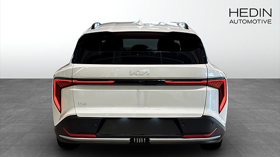 Kia K4 7 of 9