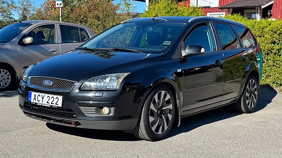 Ford Focus 3 of 10