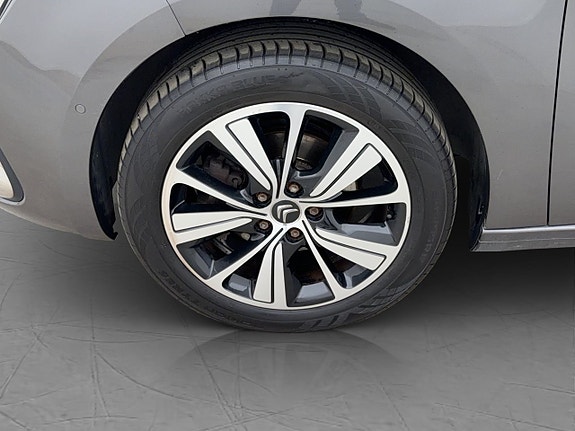 Citroen Grand C4 Picasso 28 of 30