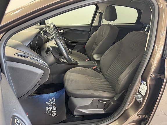Ford Focus 10 of 13