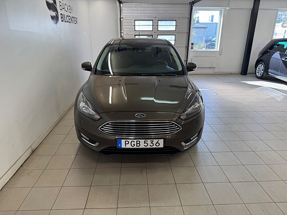 Ford Focus 8 of 13