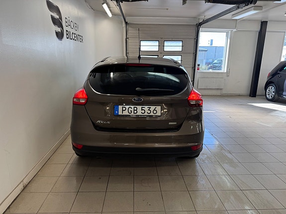 Ford Focus 4 of 13