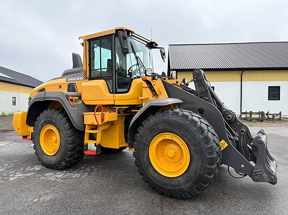 Volvo L110H lastmaskin, all utrustning, våg 3 of 9