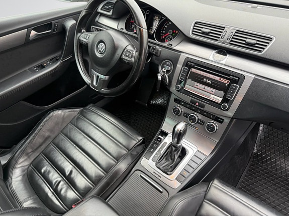 Volkswagen Passat 18 of 19